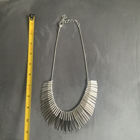 Beautiful Rare HTF Bcbg Max Azria Statement Necklace - Picture 8 of 12